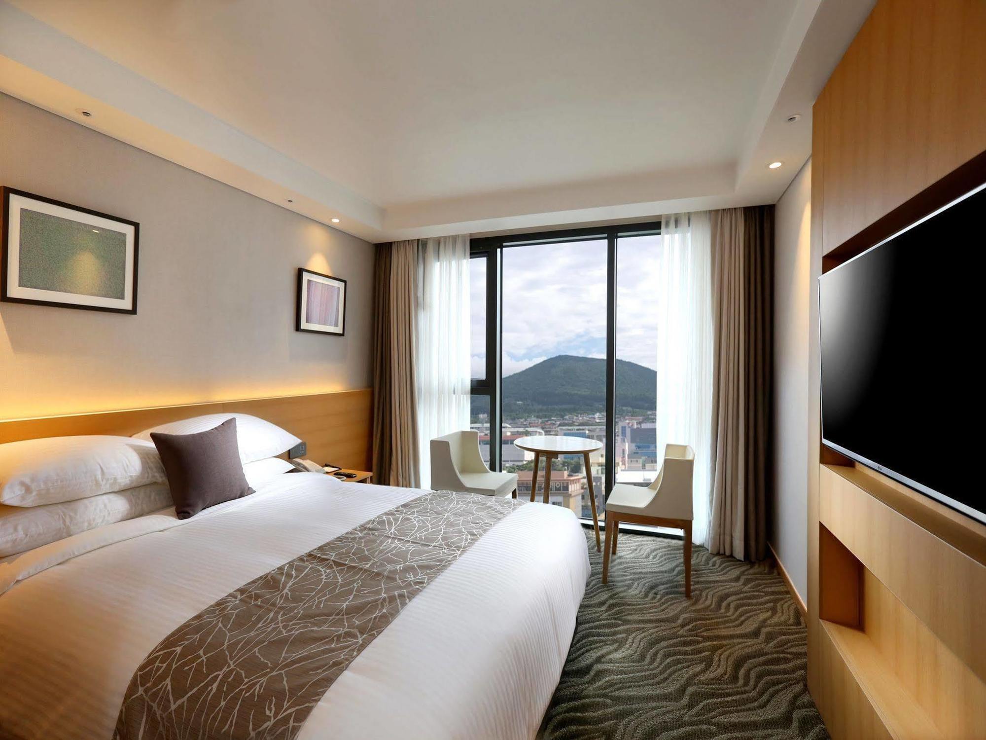 Seogwipo Js Hotel מראה חיצוני תמונה